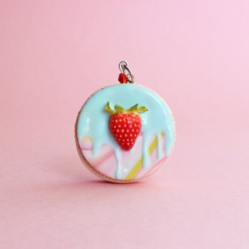 Polymer Clay Macaron Keychain, Fimo Food, Food Jewelry, Macaron Jewelry, Macaron Charm, Polymer Clay Macaron, Fimo Macaron, Pink Macaron Mint 1