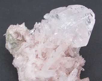 Pink Lithium Quartz Crystal Cluster, Columbia RARE, Natural Lithium Quartz Cluster, Lithium Specimen