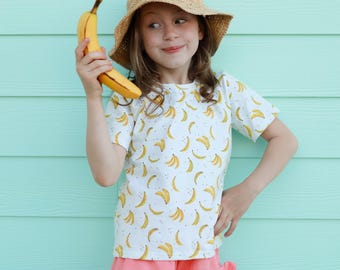Go Bananas Baggy Tee: Banana Shirt, Boys & Girls Shirt, Summer Shirt, Oversized Shirt, Kids Tee, Unisex Shirt, Banana Print, 0-9/10