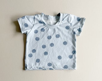 Blue Smiley Classic Tee / Kids Shirt / Smiley Face Shirt / Kid Spring Outfit / Kids Clothes / Kids Smiley Face Shirt / Smile Shirt / 0-7