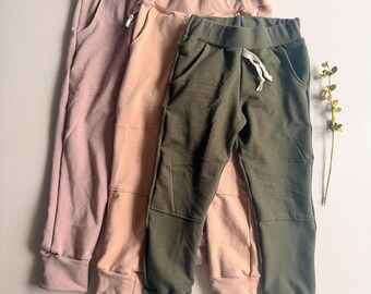 Terry Jogger Pants: 6 Colors, Optional Knee Patch, Kids Clothes, Kids Joggers, Kids Pants, Unisex Kids Clothes, Girl Boy Pants, 0/3m-9/10