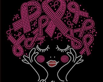 Camiseta ajustada adornada con brillantes y con el lema "La dama de la concienciación sobre el cáncer de mama"