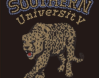 Camiseta con adornos de diamantes de imitación y jaguar de la Universidad del Sur