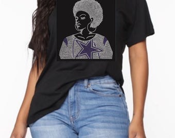 Camiseta con adornos de diamantes de imitación para dama, inspirada en los Dallas Cowboys