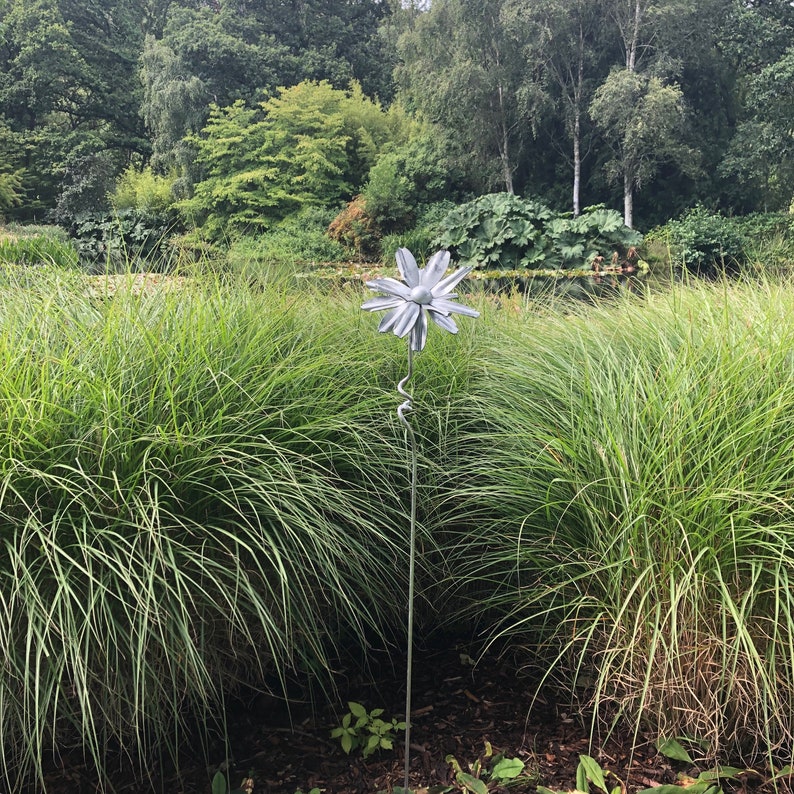 Daisy Flower Garden Sculpture Giant Flower Botanical Art Etsy UK