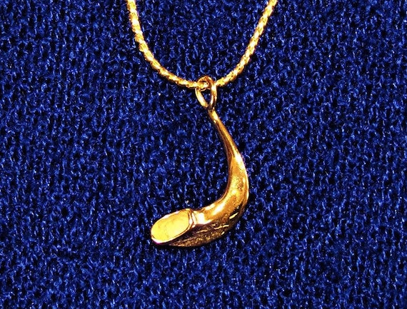 Jewish horn best sale necklace
