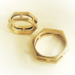 Hexagon Honeycomb Brass Ring // Golden Honey Bee Band // Minimalist Modern Futuristic Mod Jewelry // Men&#39;s Women&#39;s Band // R-704