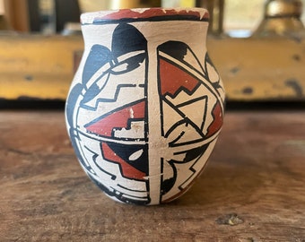 Vintage Southwest Pottery Jemez Pueblo Mini Pot - Free US Shipping