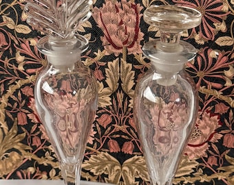 Vintage Pair of Heisey Glass Perfume Bottle with Stoppers Vanity Collectible Glass