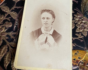 Antique CDV Photo Portrait Card of Woman Rochester New York