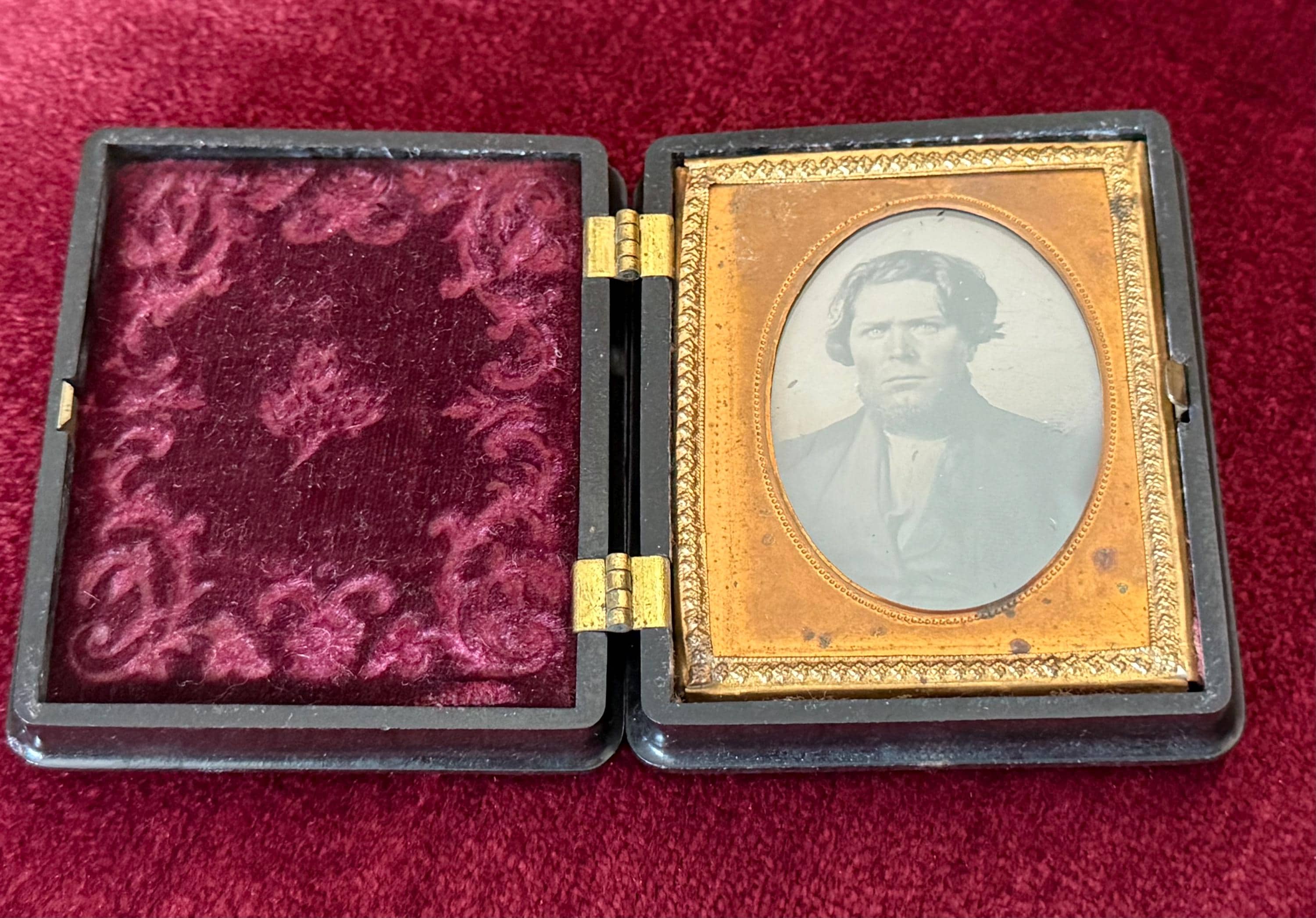 Antique Tintype Photo Portrait of Striking Gentleman in Thermoplastic Hard Case w/ Velvet Interior and Interesting Motif