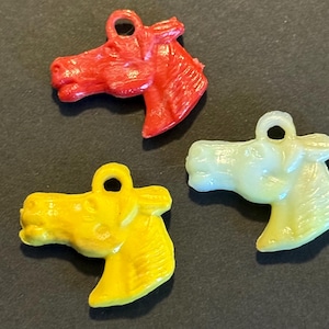 Vintage Cracker Jack Charms Gumball Machine Charms Mixed Color Lot of 3 Horse Charms Lot# 4