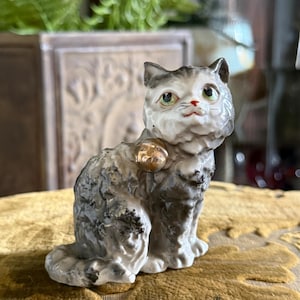 Vintage Kitty Cat Kitten Figurine w/ Bell Japan