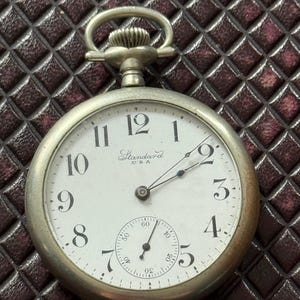 Antique Standard USA 7 Jewels Philadelphia Watch Case Co Silverode Pocket Watch