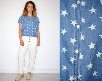 Top azul estampado de estadísticas vintage para mujer de los años 90