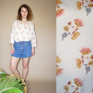 70&#39;s vintage women&#39;s boho hippie beige flower patterned shirt blouse