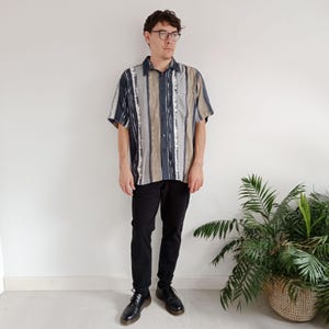 90&#39;s striped blue short sleeve shirt
