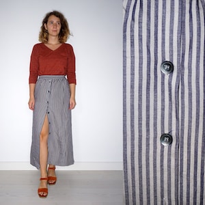 80&#39;s vintage women&#39;s gray blue high waist striped long skirt