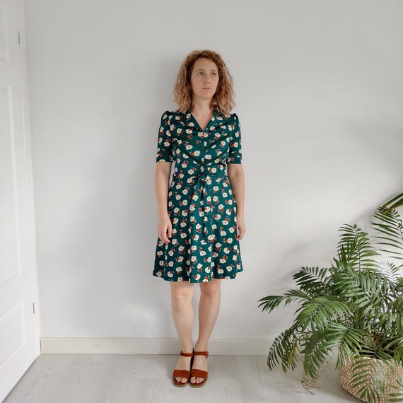 70's vintage women's green floral dress
