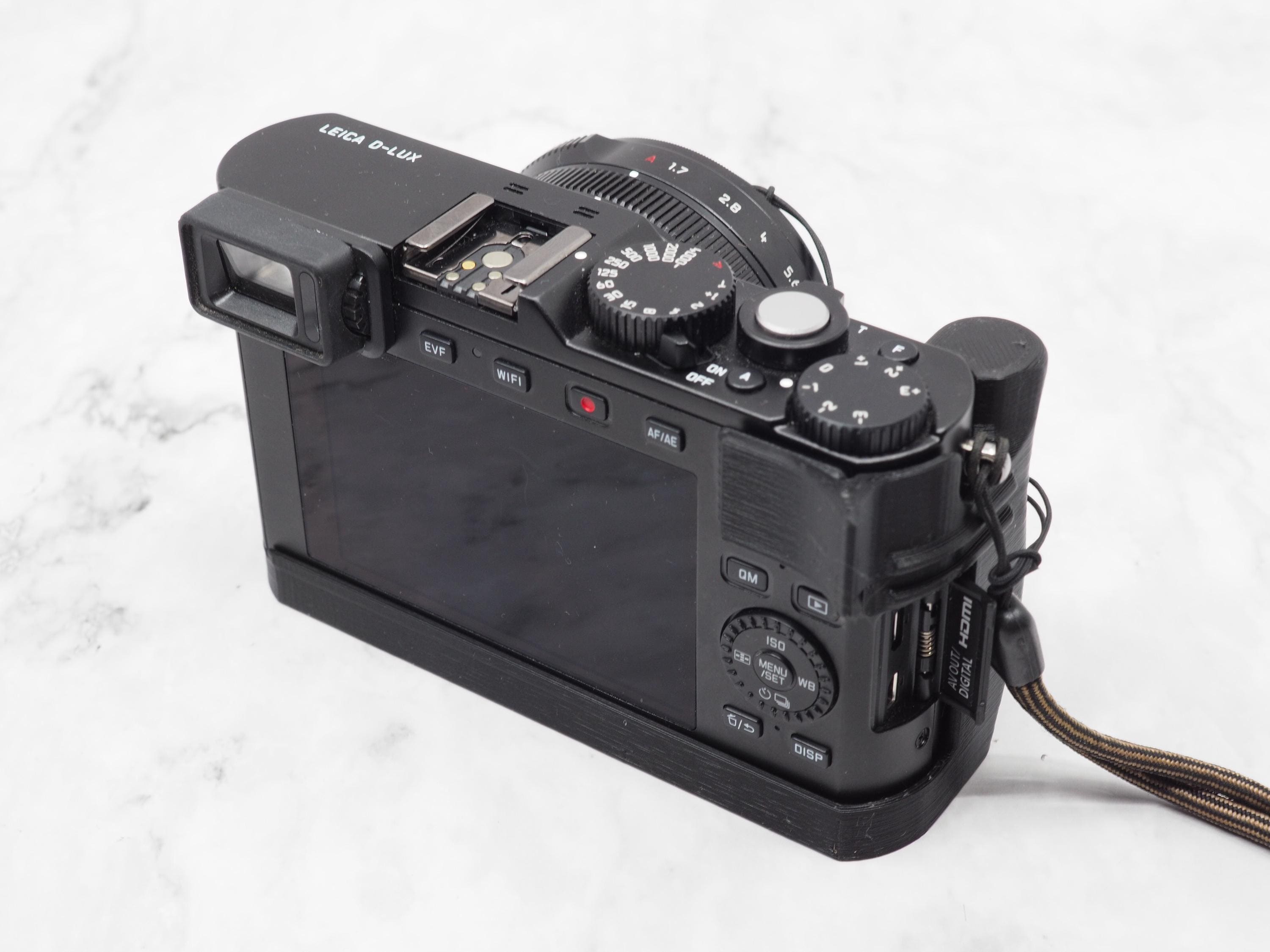 LEICA - 美品 LEICA D-LUX (typ109) グリップ付き。 LEICA D-Lux (Typ 109) Black Camera