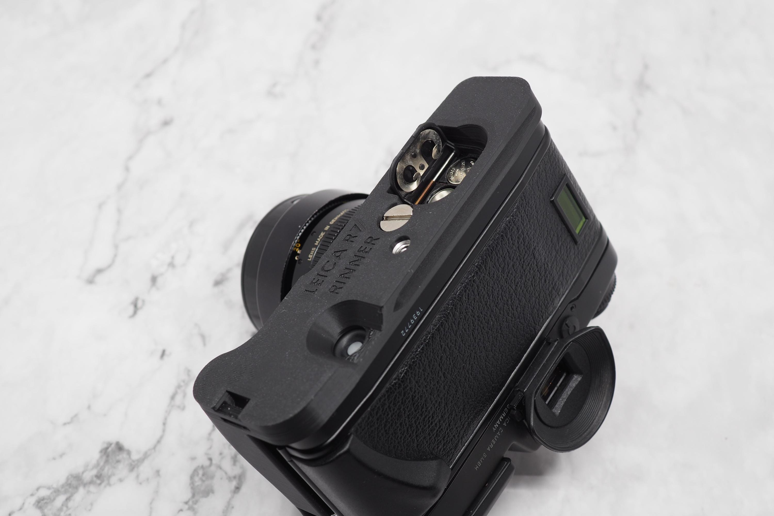 Leica R7 Grip Wrist Strap Feature Arca Swiss Spare Battery Spot