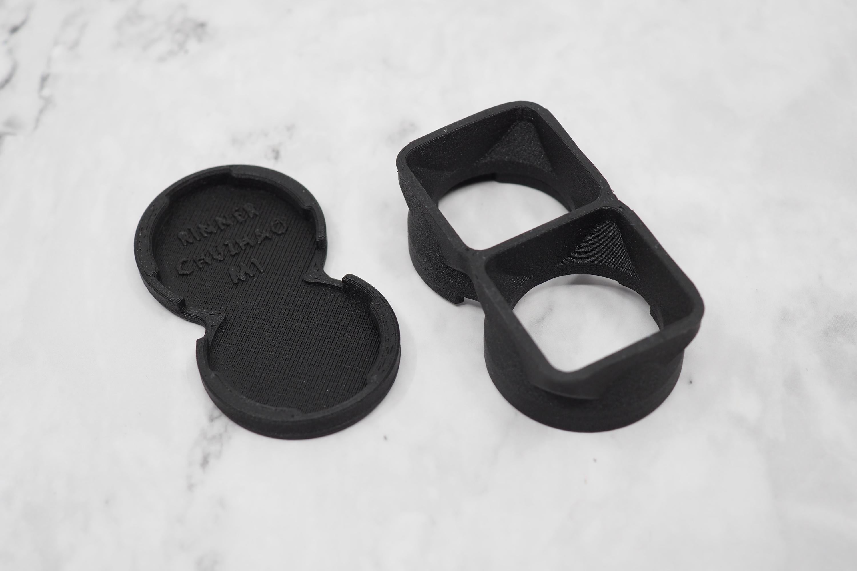 PATIKIL Pare-soleil 58 Mm Avec Surface Givrée Antireflet Avec Chiffon De Nettoyage Pour Objectif D'appareil Photo, Noir Pour Nikon, Fujifilm, Pentax, Leica