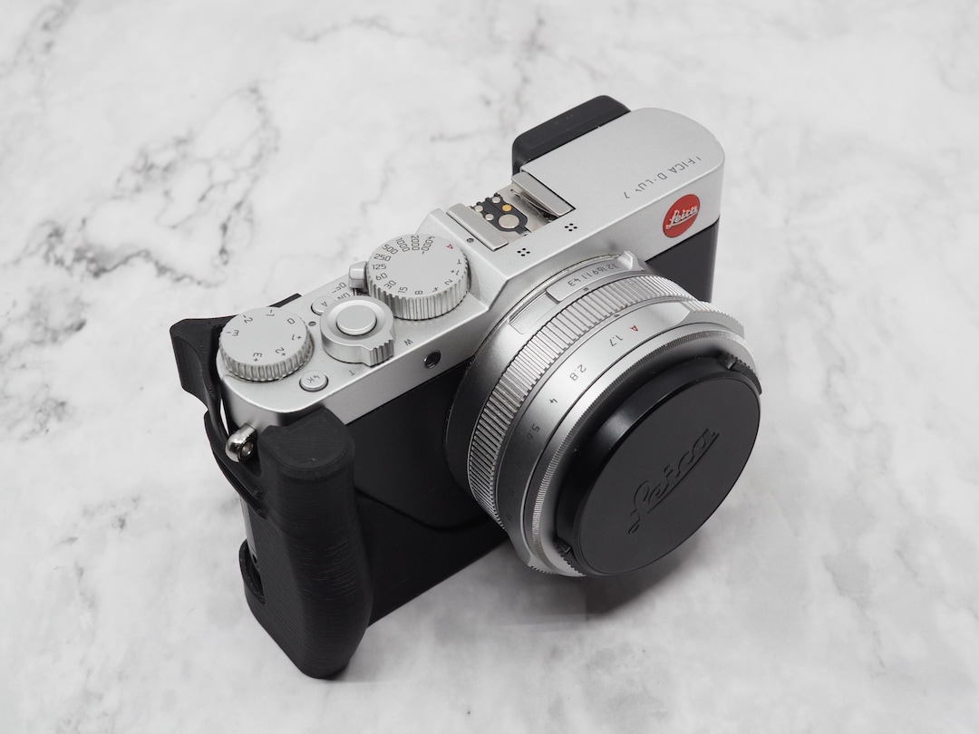 Leica D-lux 7 Ergonomic Camera Grip With Integral Thumb Grip