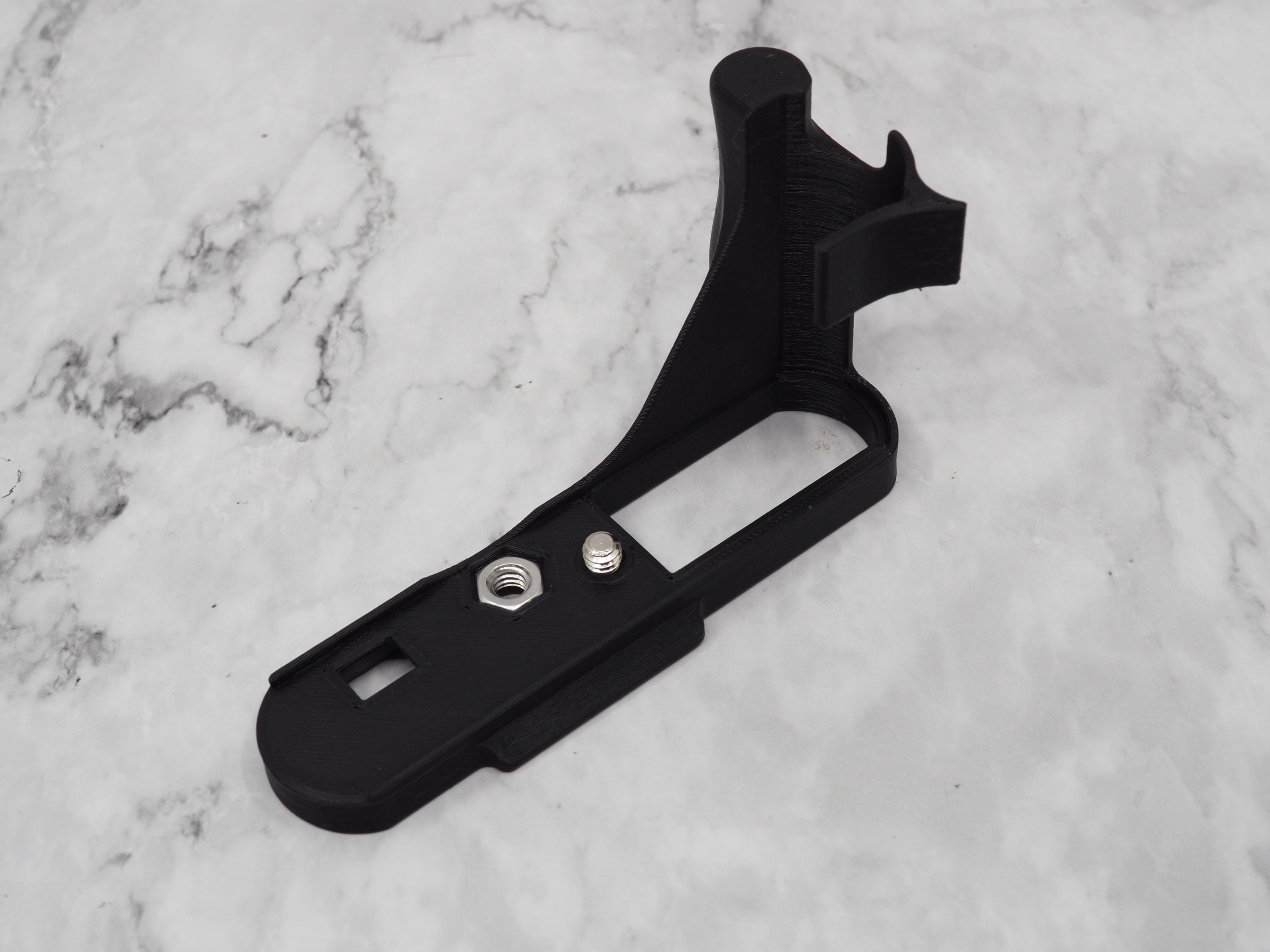 Leica D-lux Type 109 Ergonomic Camera Grip With Integral Thumb