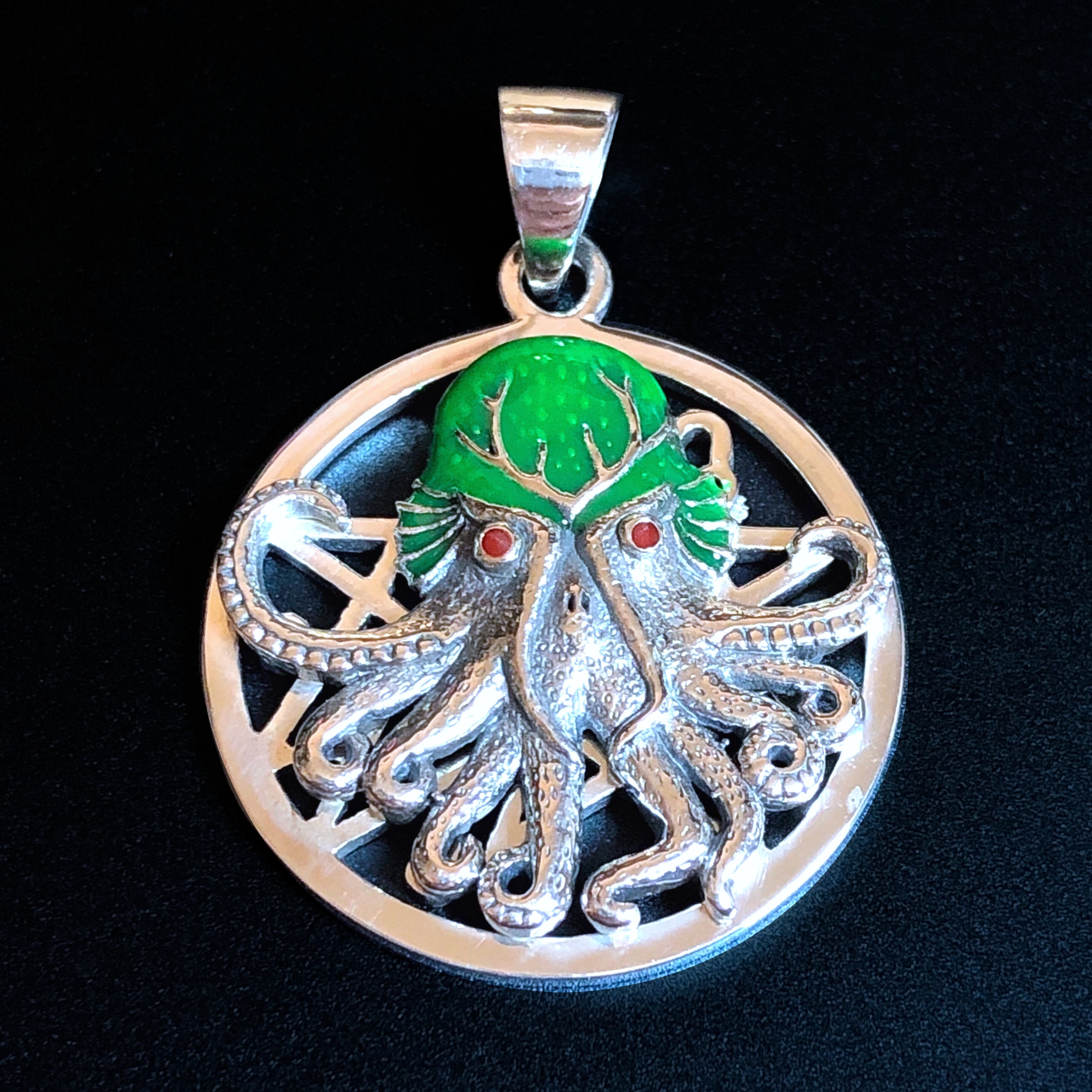 Great Cthulhu Silver Pendant by Oberon