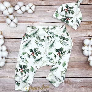 Christmas Leggings, Organic Baby Clothes, Fall Baby Joggers, Gender Neutral Baby Leggings, Christmas Baby Clothes, Christmas Holly Berry