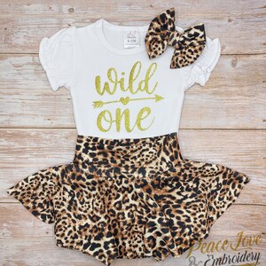 Wild One Animal Print Jungle Birthday Outfit, Animal Print Birthday Bummies, Leopard Cheetah Zebra Print Bummies Outfit, 1st Birthday Bummie