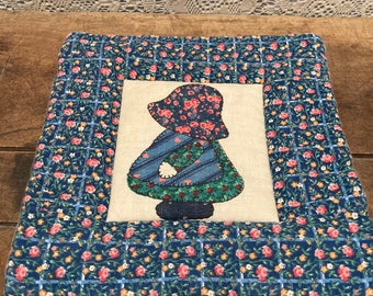 Dutch Doll Quilted Hot Pad