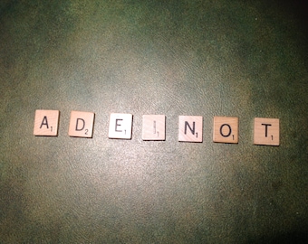 Scrabble TIle Letters A D E N I O T
