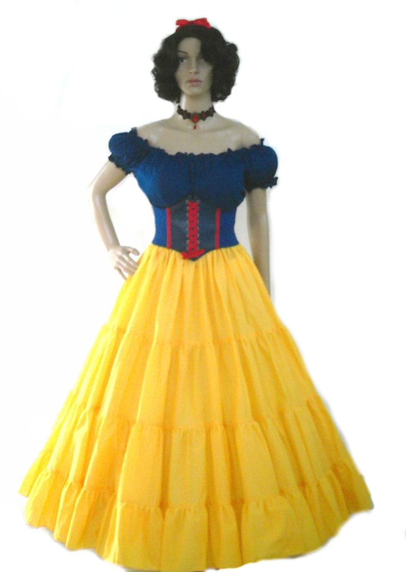 snow white inspired dress
