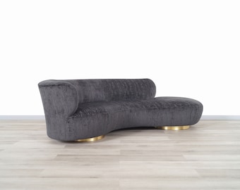 Vintage Brass "Serpentine" Sofa Attributed to Vladimir Kagan