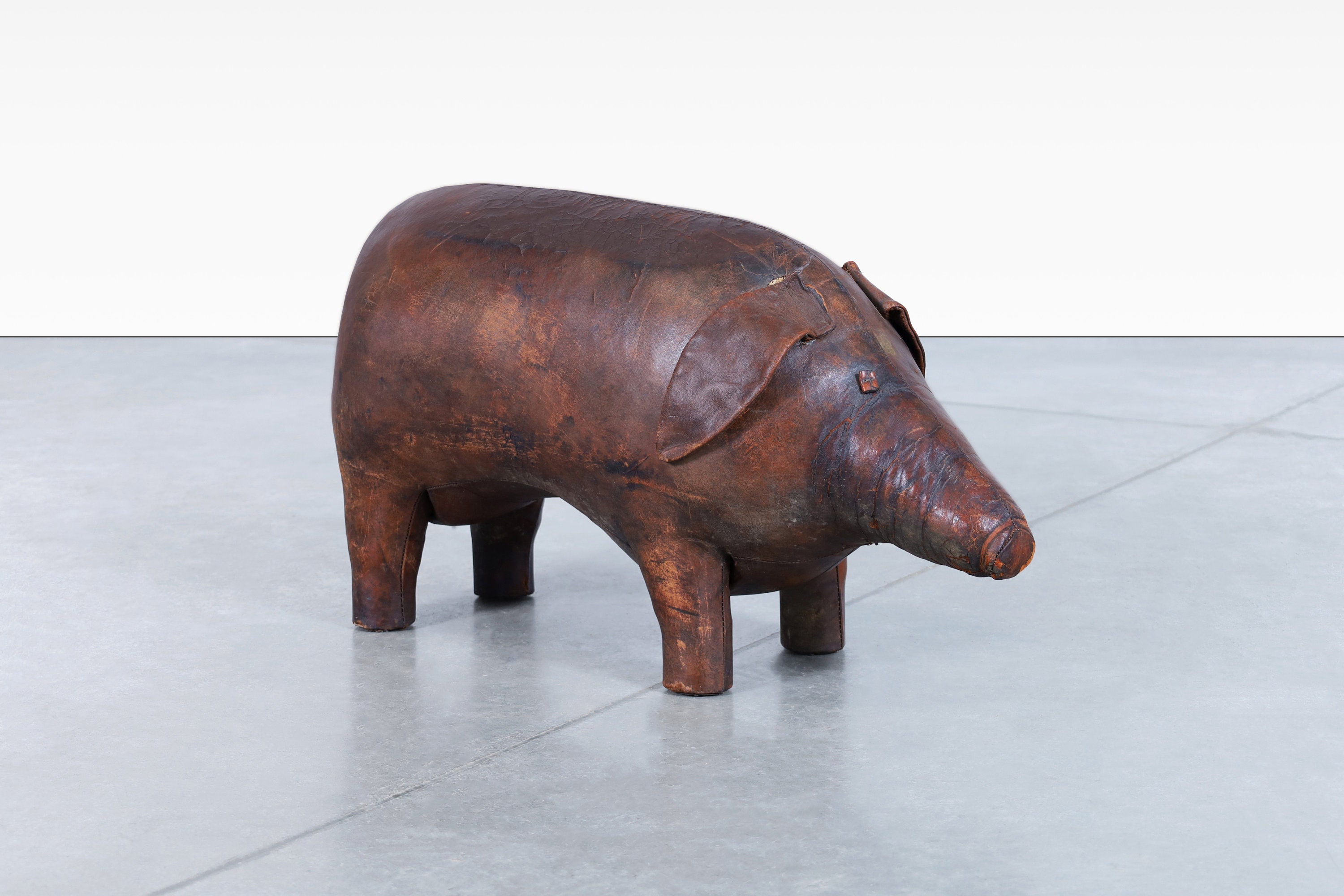 Pig ottoman discount