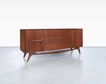 Mid-Century Modern Sculptural Walnut Dresser