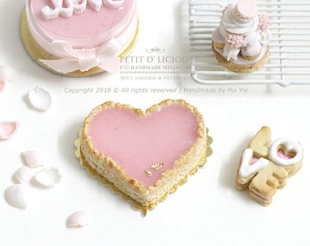 Valentine's Pinkish Heart-shaped Tart Cake-LOVE- in Dollhouse Miniature Cake 1:12