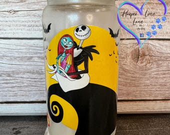 Jack and Sally Scene Glows in the dark 16oz Glass, Glitter, Glass Tumbler, Gifts, Halloween, Jack, Sally