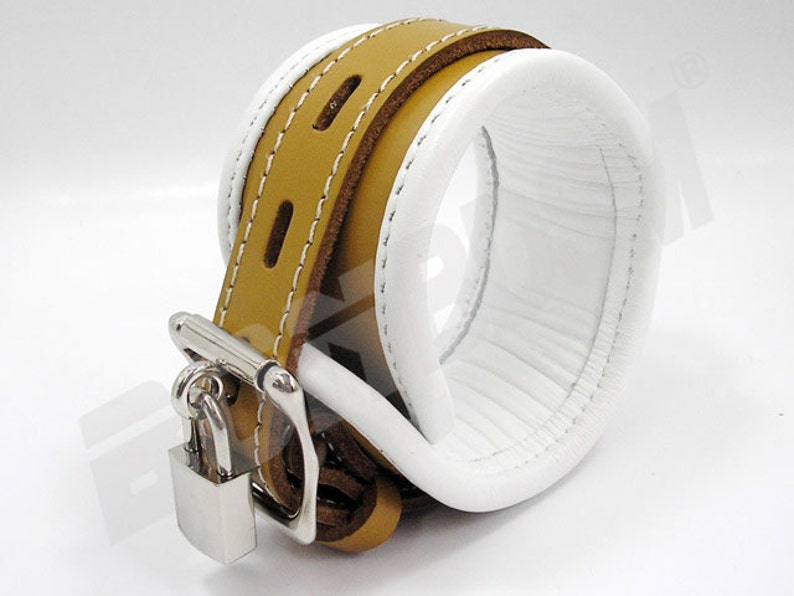 Bondage medical ankle cuffs Mature bdsm fetish restraints suspenders soft padded brown and white genuine leather locking feet cuffs