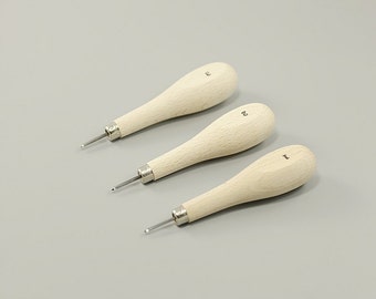 Stitching Awl for Sewing Leather Diamond Point Japn LeatherMob Seiwa Leathercraft