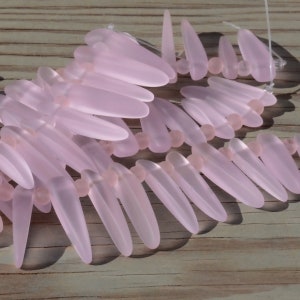 Tusk 20pcs (20-25x6mm) Sea Glass Beads Cultured Sea Glass~Craft Supply~Beach Glass Beads - 7.5&quot;