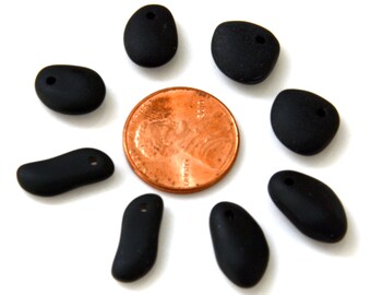 Sea glass  4 pairs Mixed Shapes Black Earring Size Mini Pebble (16-12X11-6mm) Cultured Sea Glass Beach Glass Beads Pendants - 8 Pieces