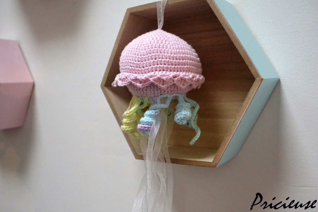 Amigurumi Mobile Doudou Méduse Réalisé Au Crochet