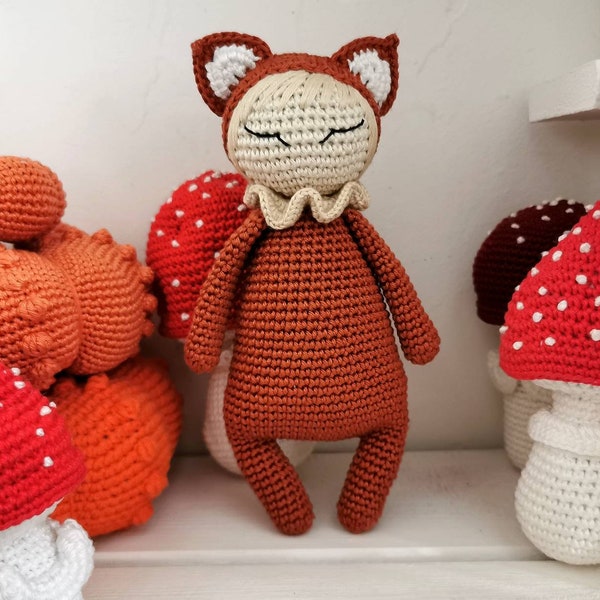 Amigurumi Doudou poupée Chat  ou renard au crochet