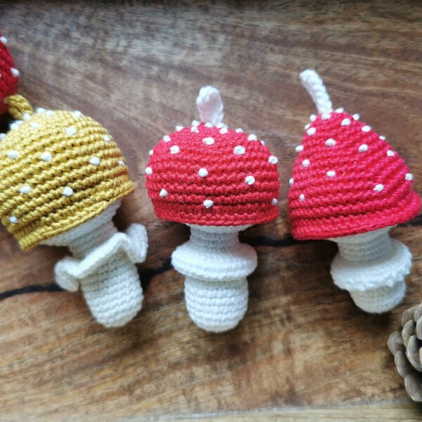 amigurumi porte clé Doudou champignon réalisé au crochet