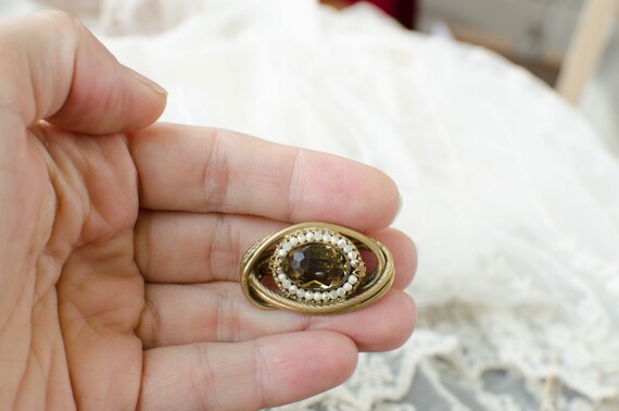Vintage oval brooch with brown glass crystal and … - image 8