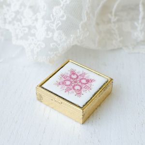 Vintage pill box porcelain with pink flowers on the lid, floral ceramic trinket box from Austria