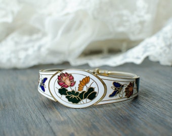 Cloisonne vintage bracelet with lotus Enamelled hinged bangle White enamel