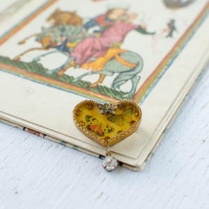 Maximal Art signed Vintage brooch Heart with butterflies